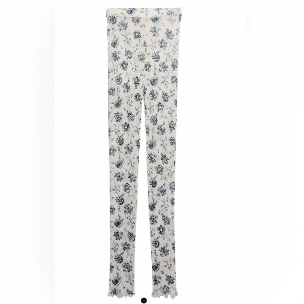NWT{Free People}Sz XS Ivory/Blk Pattern Layered in Lace Leggings-Color-Chamoix - Picture 5 of 9